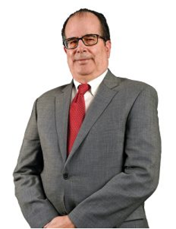 Dr. Luis Cifuentes